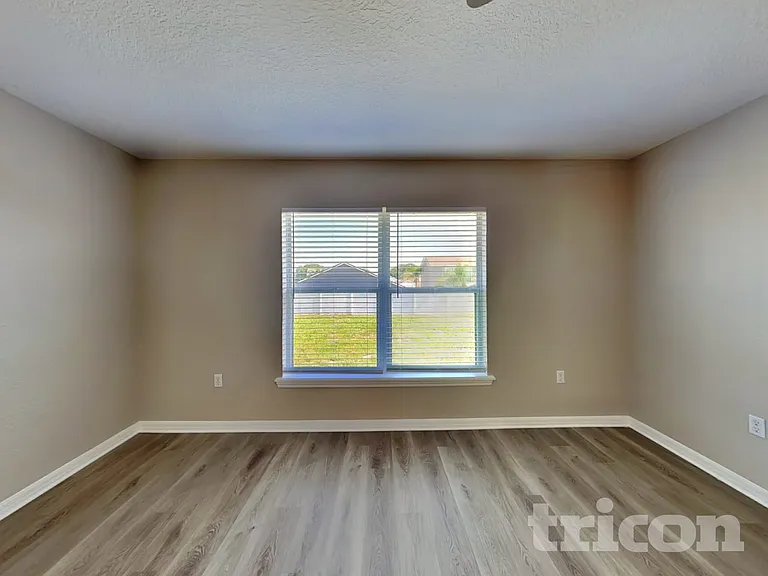 569 Cody Caleb Dr — Photo 5