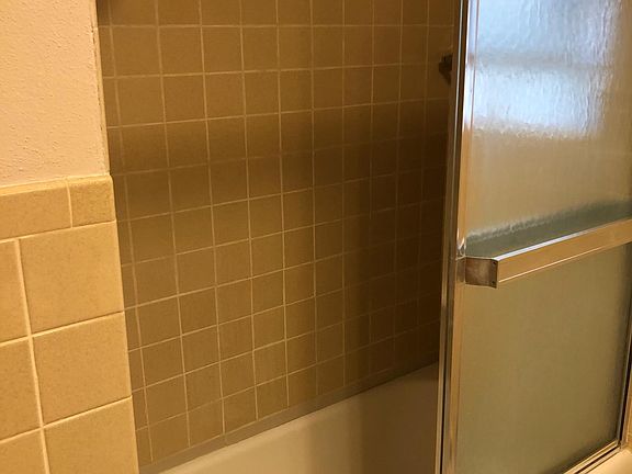 4th image of 5528 N Major Ave #1