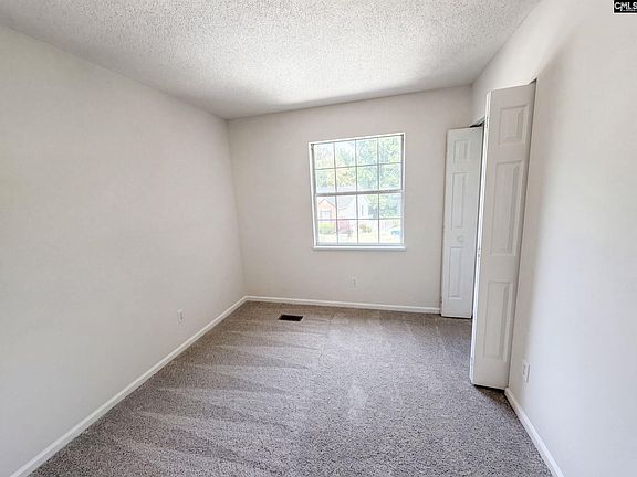 4th image of 163 Stonewood Dr