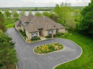 201 E Army Trail Rd, Bartlett, IL 60103