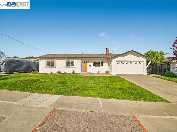 7654 Brighton Dr, Dublin, CA 94568