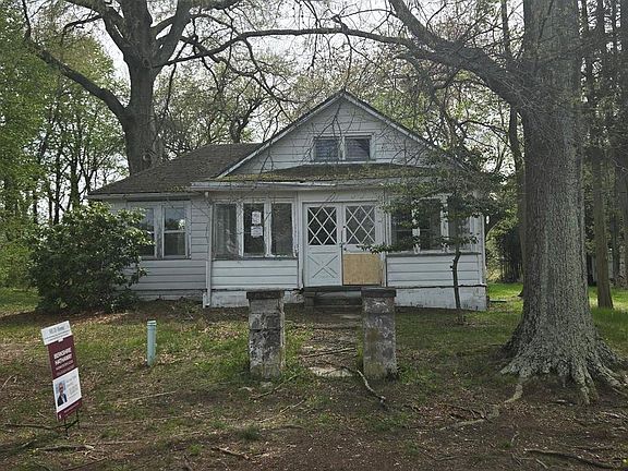5th image of 512 W Franklin Rd