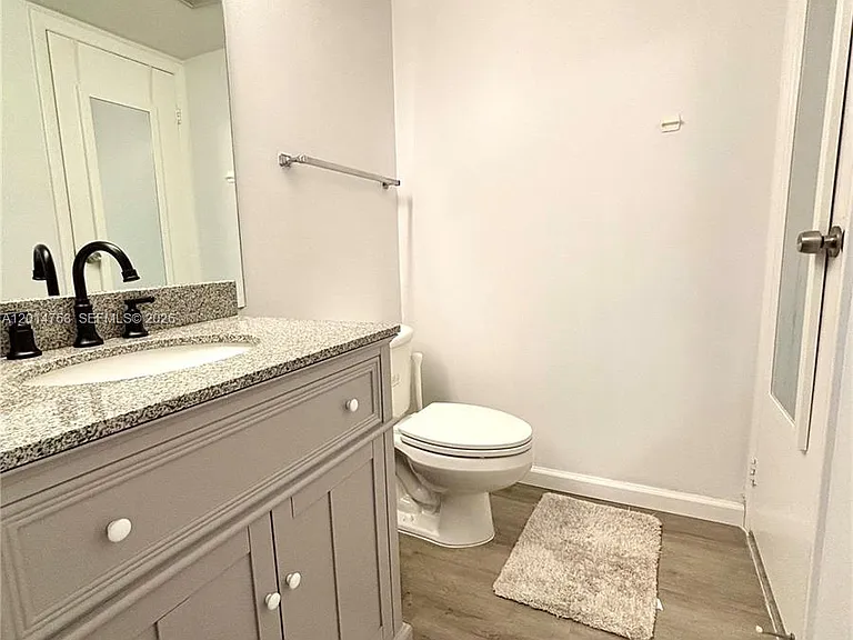 20301 W Country Club Dr #1025 — Photo 9