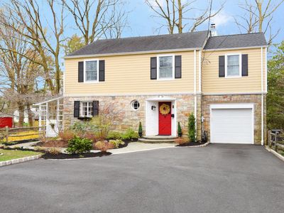 63 Brookside Ave, Allendale, NJ, 07401