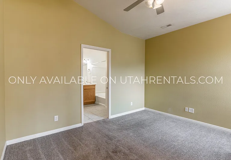 1508 W 110 N — Photo 9