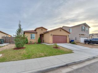 6859 E Lorena Ave, Fresno, CA 93727