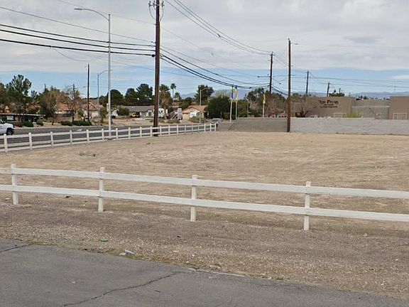 2nd image of 3430 Callahan Ave