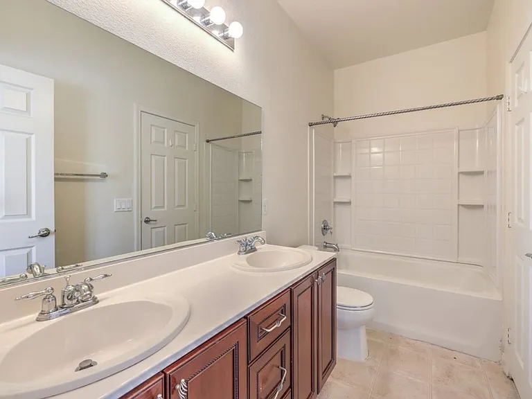 8229 Sawmill Falls St — Photo 14