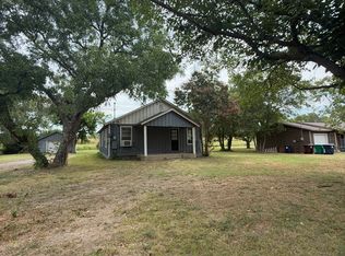 3495 Country Club Rd, Denton, TX 76210