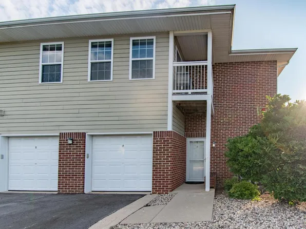 6672 102nd STREET #F, Pleasant Prairie, WI 53158