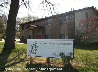2962 Vineland Ave SE, Grand Rapids, MI