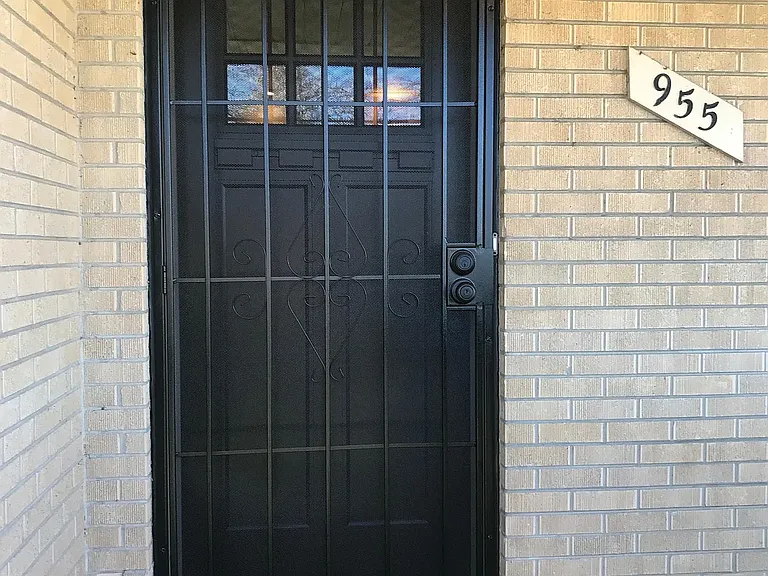 955 Ingalls St — Photo 11
