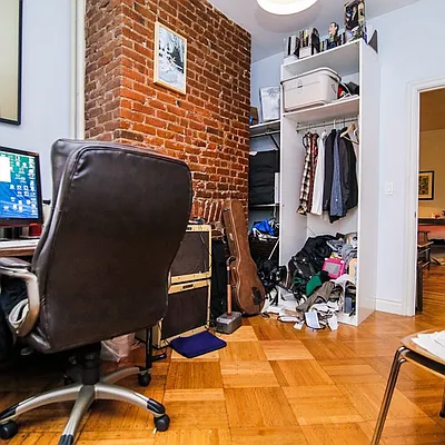 Rented by Nooklyn NYC LLC | media 39