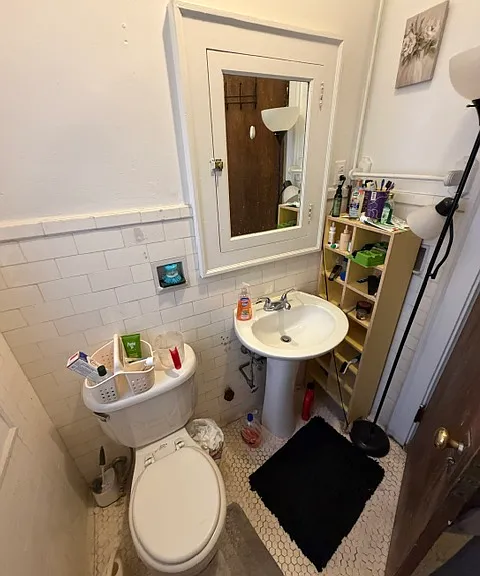 1154 W Lunt Ave #301 — Photo 5