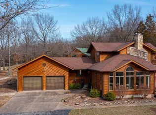 212 Cedar Vall, Villa Ridge, MO 63089