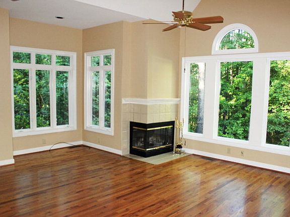 5th image of 528 Plantation Creek Rd
