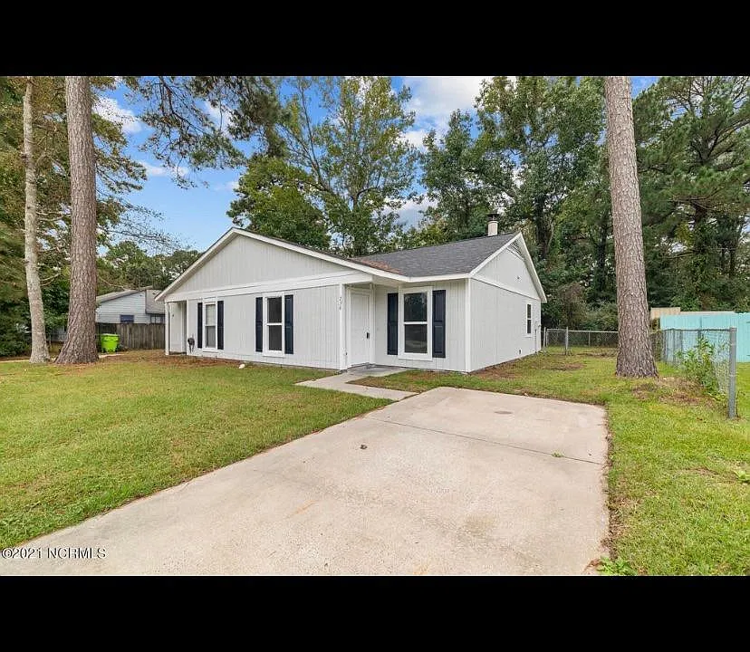 236 Webb Blvd