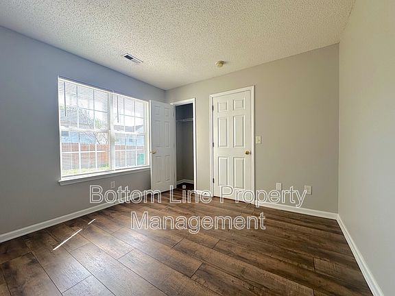 4th image of 3320 Bell Glen Ct