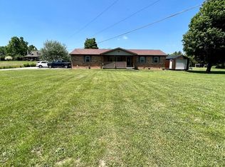 464 Daisy Trl, Cool Ridge, WV 25825