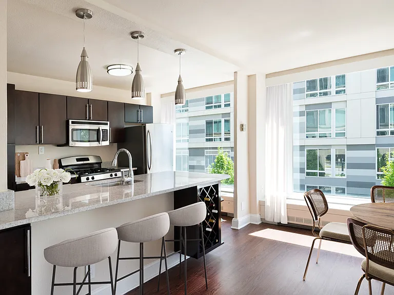 Modern on M — Photo 55