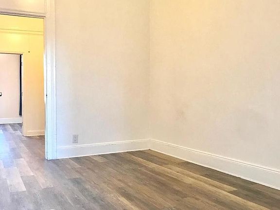 2nd image of 179 Troutman St APT 3L