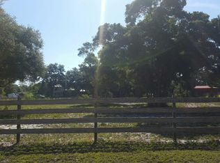 1845 Phillips Rd, Labelle, FL 33935