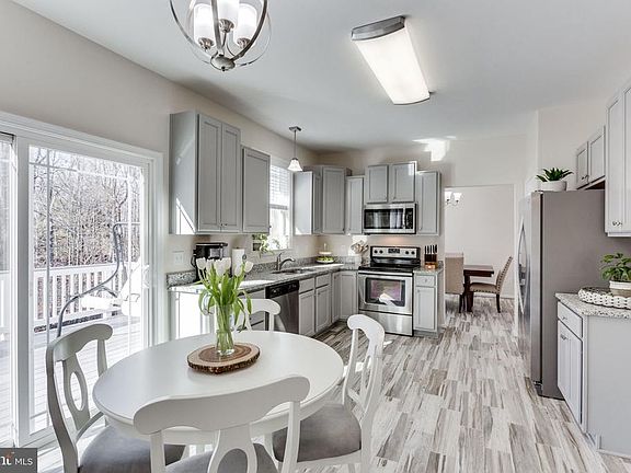 3rd image of 6690 Ginseng Ln