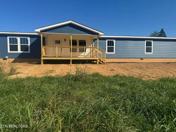 339 Bungalow Dr, Dandridge, TN 37725