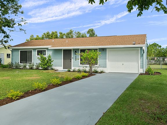 2nd image of 2136 SE East Dunbrooke Circle