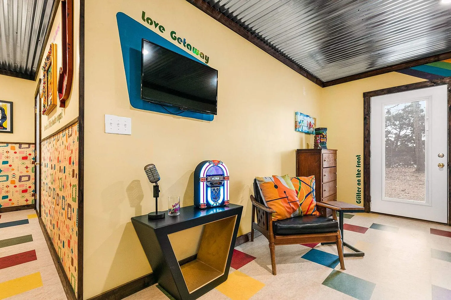 1 bed, 1.0 bath, 333 sqft, $2,403 — Photo 4