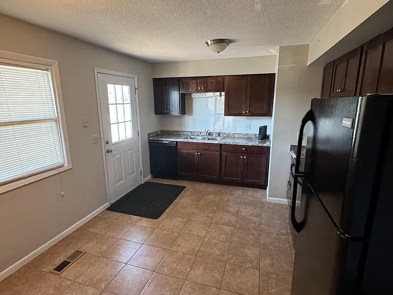 2985 Mount Hope Rd #1 — Photo 4
