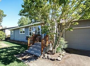 5802 SW Florida St, Portland, OR 97219