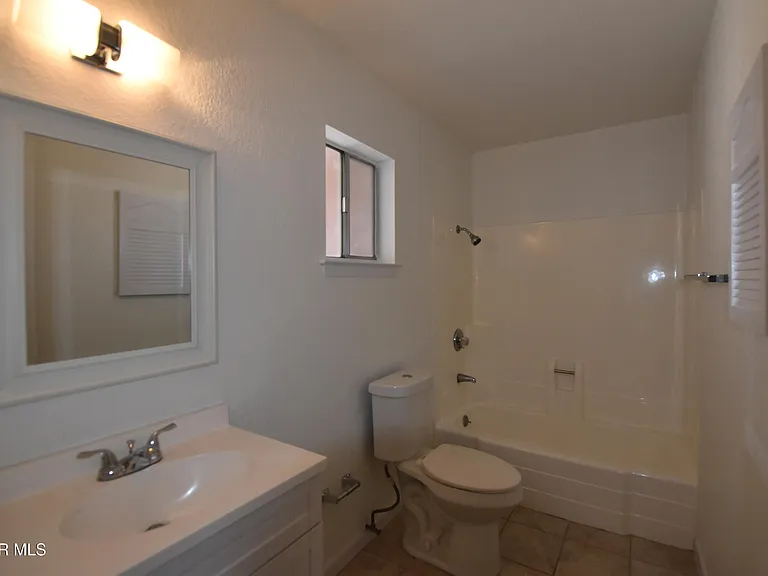 3417 Guthrie St — Photo 12