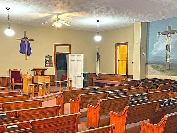 3rd image of 10245 Franklin Rd