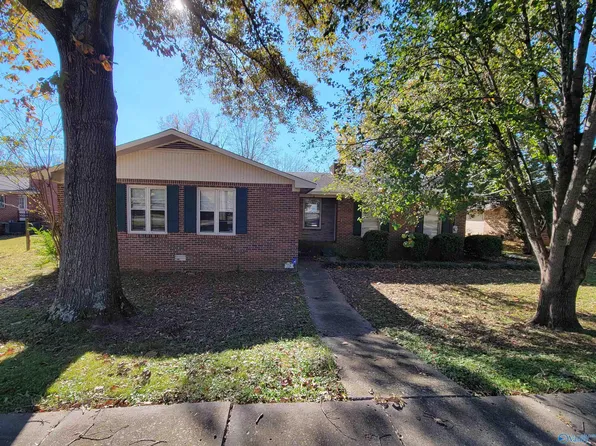 226 Lily Flagg Rd SE, Huntsville, AL 35802