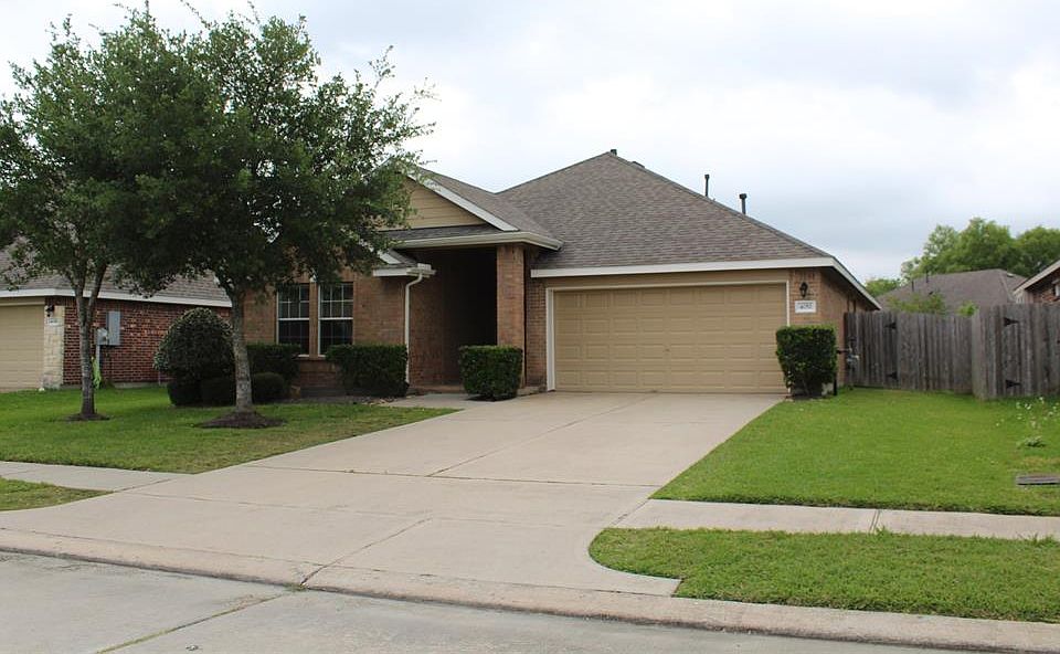 1st image of 4051 Basswood Dr