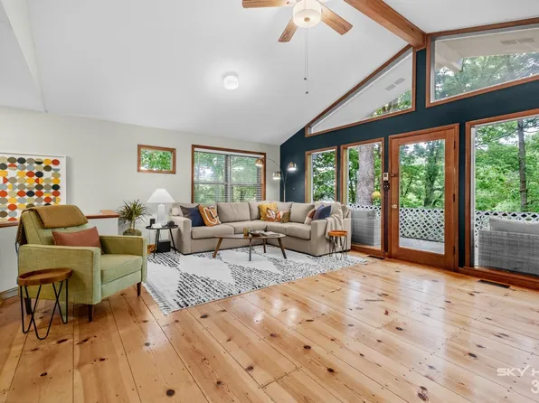 20410 Valley Dr #Id1221826p, Rogers, AR 72756