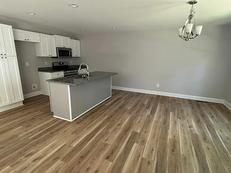 895 S Henley St — Photo 14