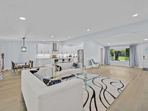 5th image of 8609 Cedarbrook Dr