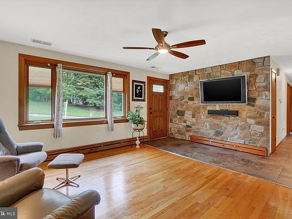 4th image of 227 W Forrest Ave