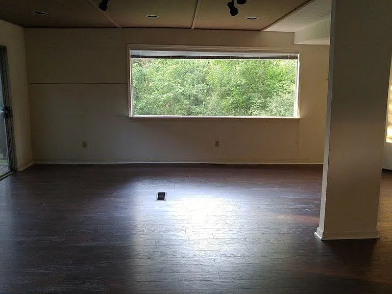 1752 Harper St NW — Photo 2