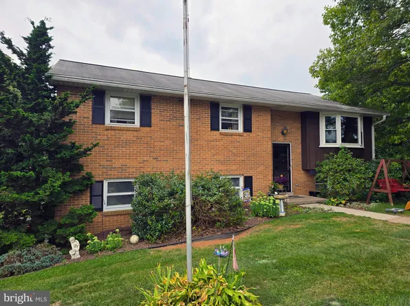 624 Pajabon Dr #L-0048, Palmyra, PA 17078