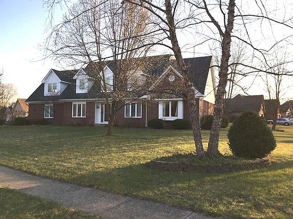 2nd image of 221 Innisbrooke Dr