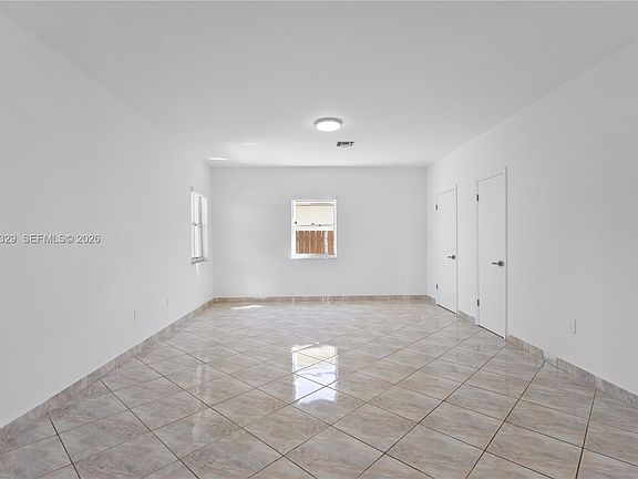 5th image of 2870 SW 21st St