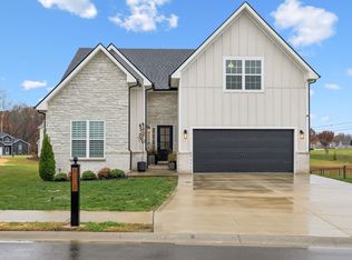 229 Bluebell Dr, Clarksville, TN 37043