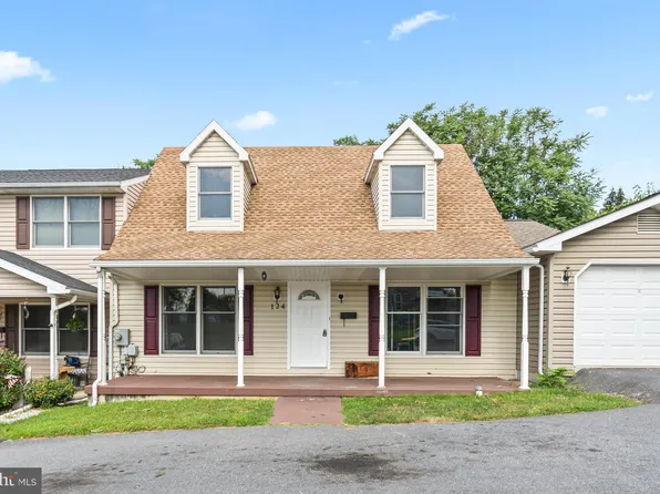 124 Frick Ave, Waynesboro, PA 17268