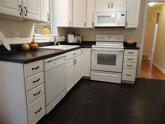 Updates kitchen