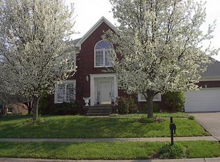 4526 Saratoga Woods Dr, Louisville, KY 40299