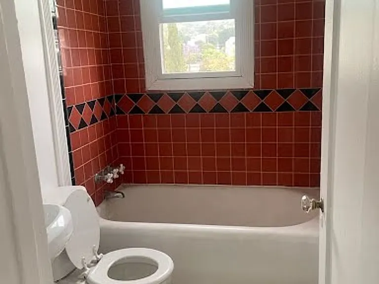 Alexandria Apartments LLC — Photo 41