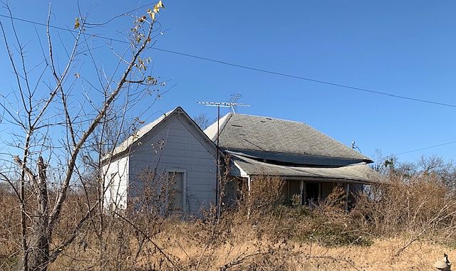 1st image of 193 S Hopkins Ave